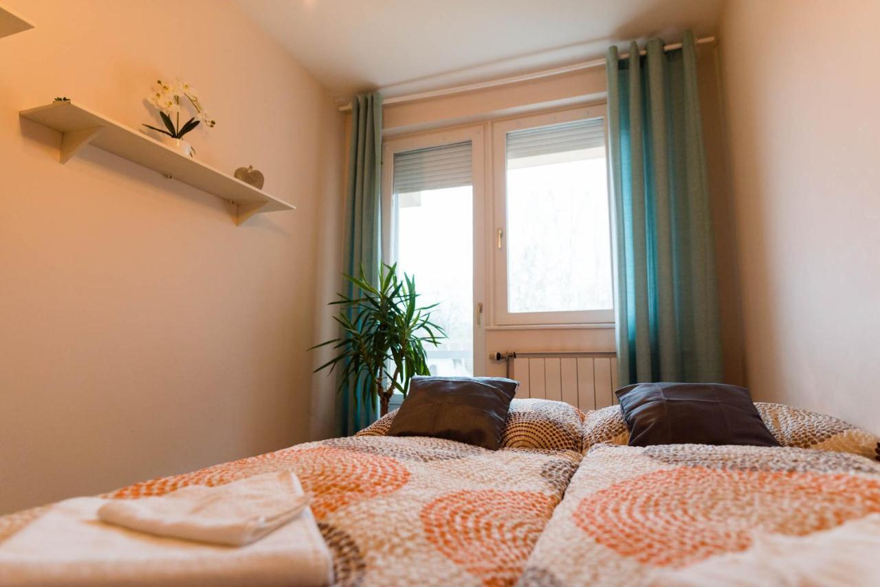 Szeged Gyoengye Apartamento Exterior foto